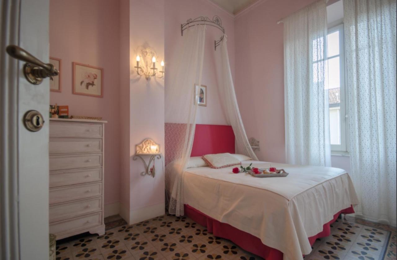 Bed and Breakfast Il Sole Antico Viareggio Exterior foto